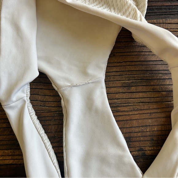 Skatie | ‘Cairo’ Ivory and Gold Bikini Bottoms - Picture 5 of 7